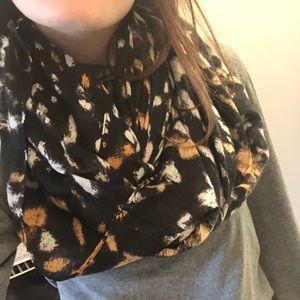 Cheetah pattern infinity scarf 🐆